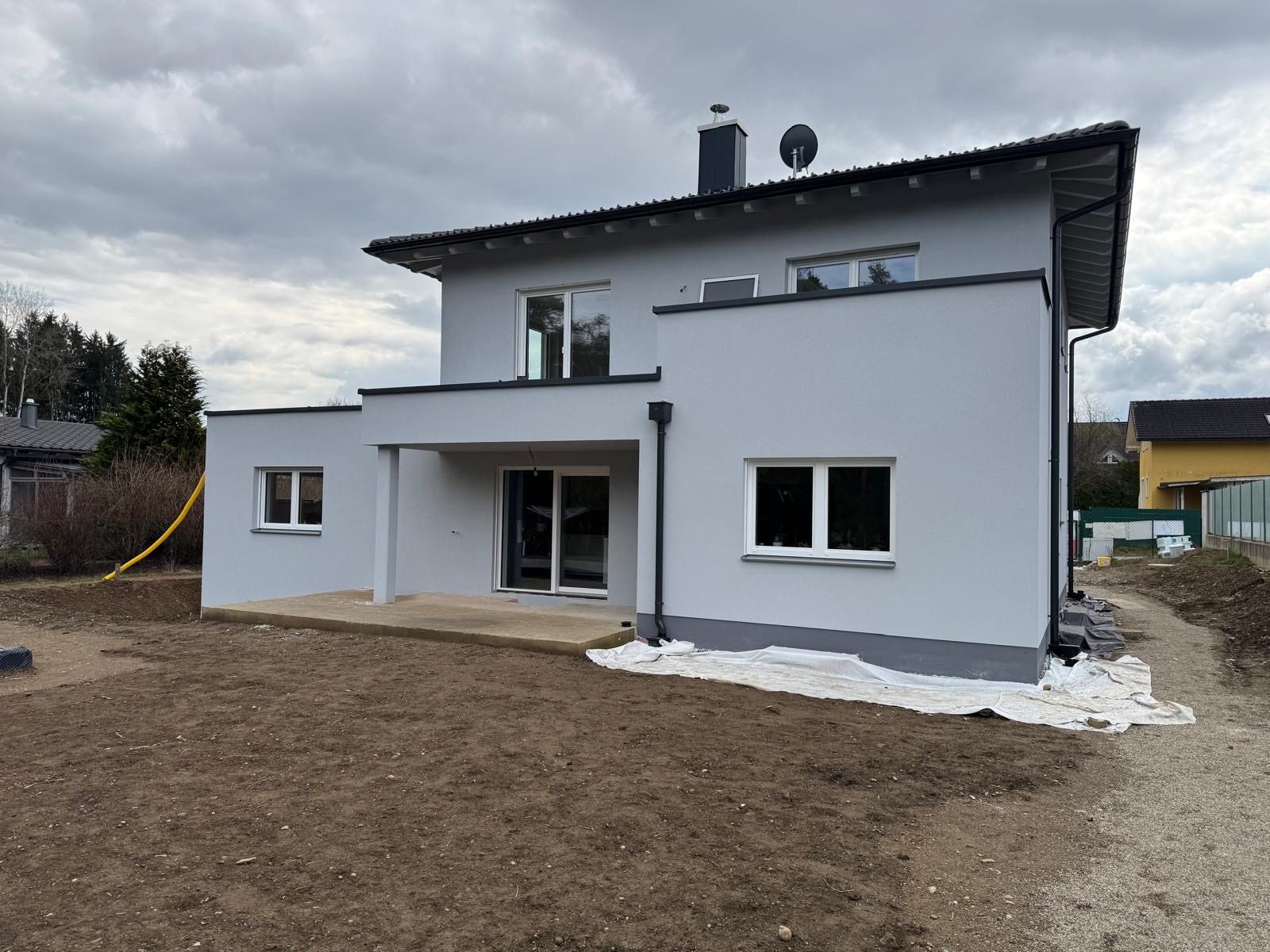 c4bb0dee-63c5-49db-b7a4-853a4879b364-1